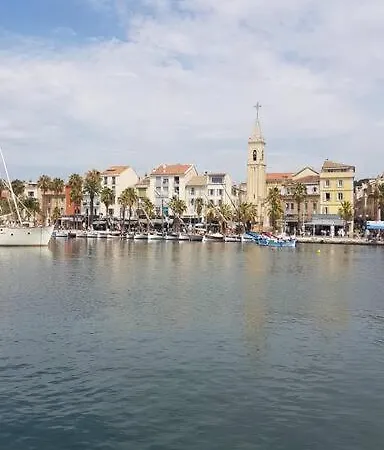 Refait A Neuf Bord De Apartman