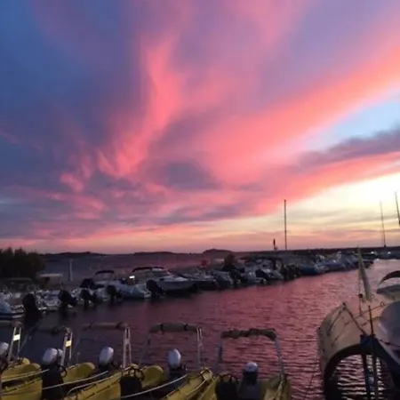 Refait à Neuf Bord De Apartment